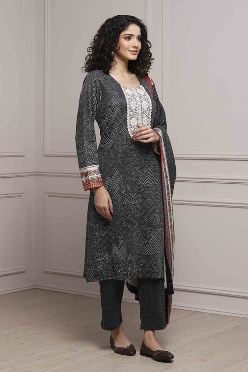 Black Blended Straight Printed Suit Set image number 5