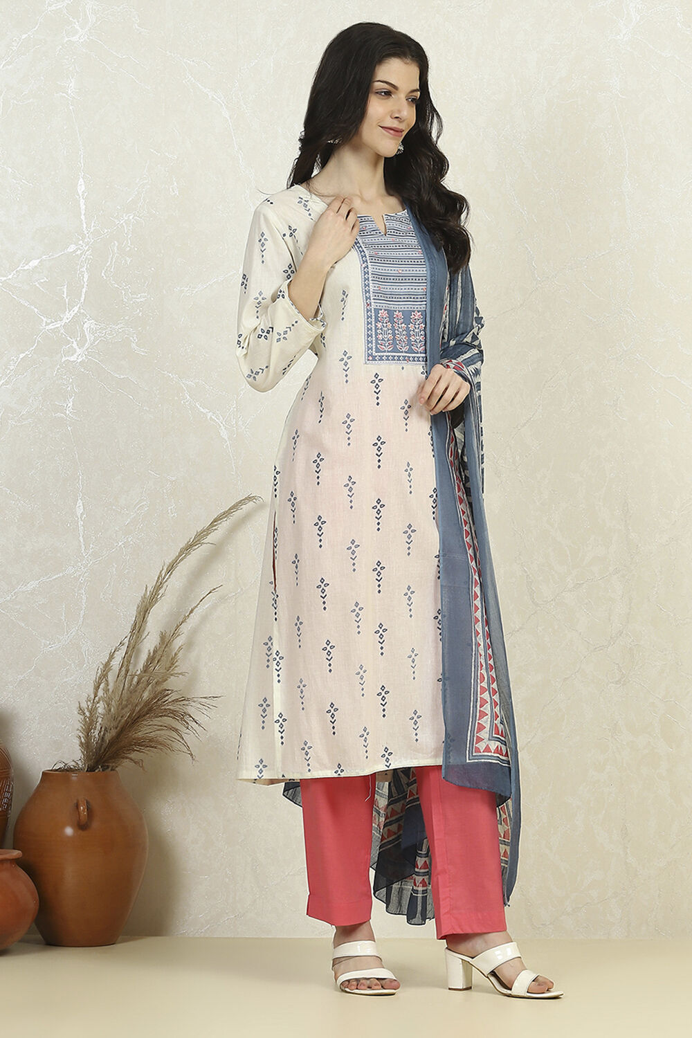 Grey Cotton Printed Embroidered Unstitched Suit Set image number 6