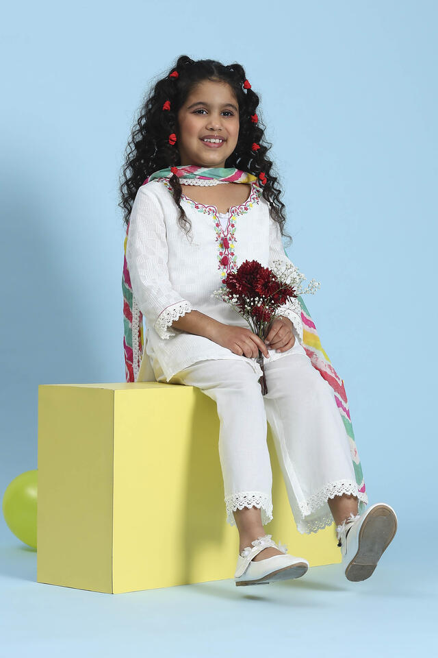BIBA White Cotton Solid Straight Suit Set in White