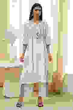 Off-White Pure Cotton Printed A-line Kurta Set image number 6