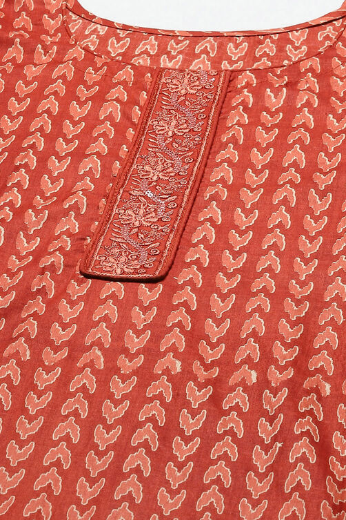 Green Cotton Screen Printed Unstitched Suit Set image number 2