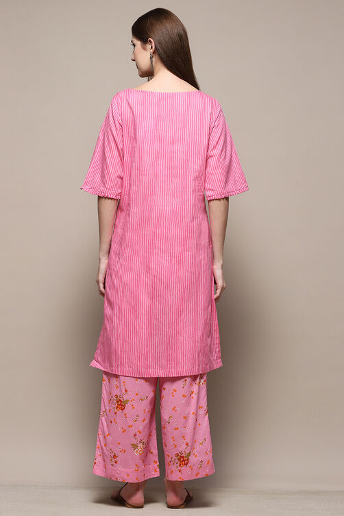 Yellow Cotton Straight Kurta Palazzo Suit Set image number 4