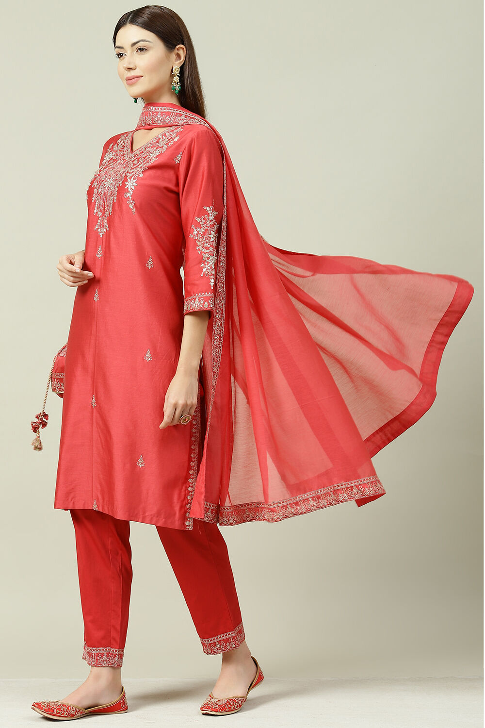 Coral Red Straight Kurta Pants Suit Set image number 5