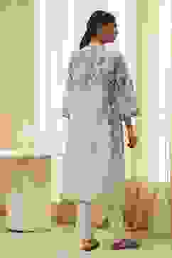 Beige and Blue Cotton Floral Straight Kurta image number 3