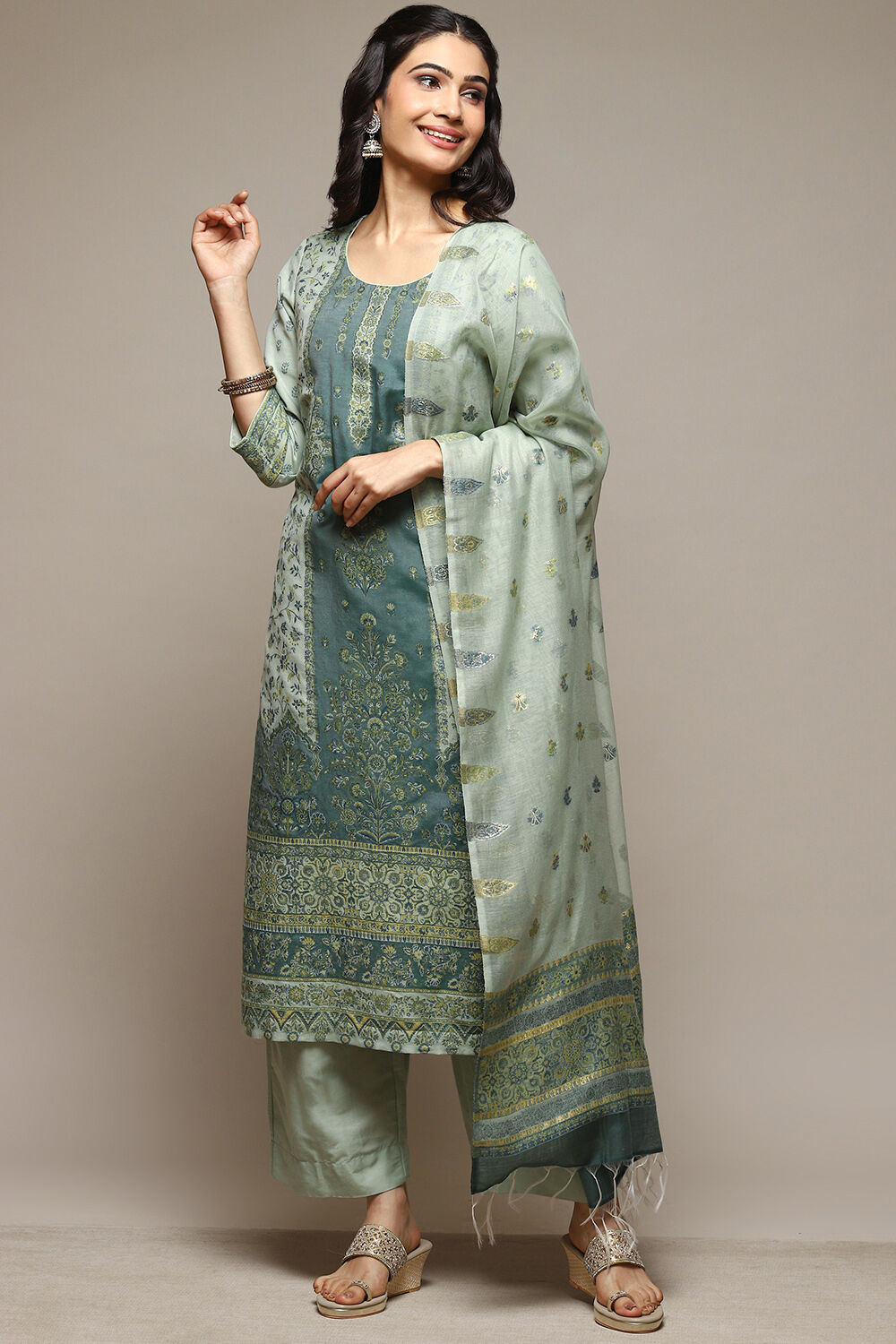 Green Cotton Blend Straight Yarndyed Kurta Suit Set image number 0