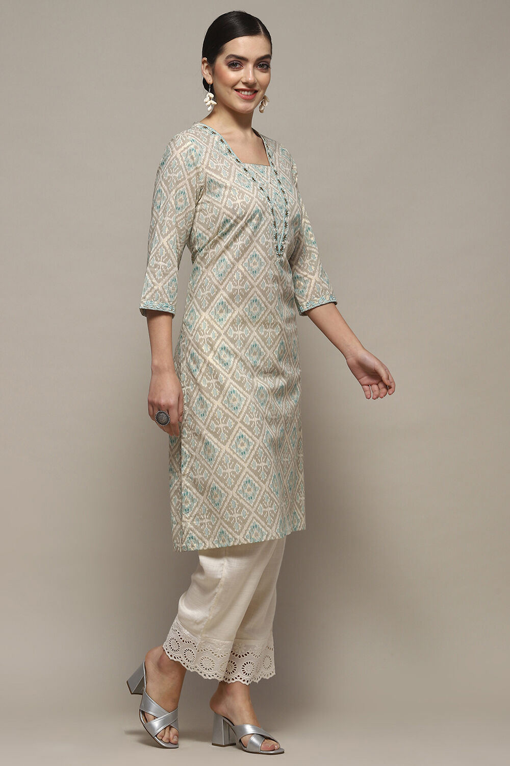 Blue Rayon Straight Kurta image number 4