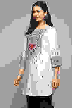 Ecru LIVA Straight Printed Kurti image number 2