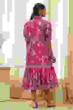 Pink Cotton Floral Printed Tiered Dress image number 3