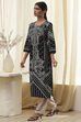 Black Pure Cotton Printed Straight Kurta image number 2