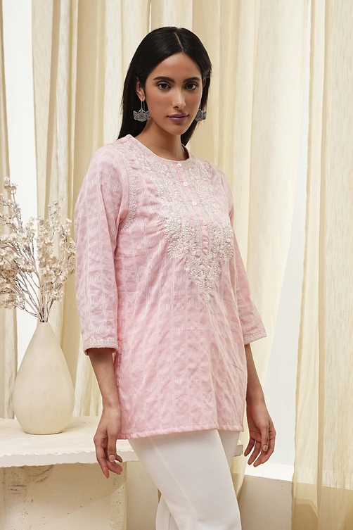 Pink Cotton Yarn Dyed Short Kurta image number 4