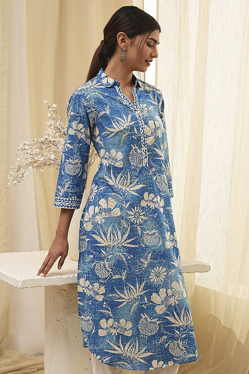 Red Pure Cotton Floral Straight Kurta image number 0