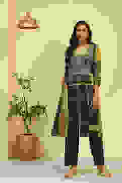 Green Printed Straight Kurta Set image number 0