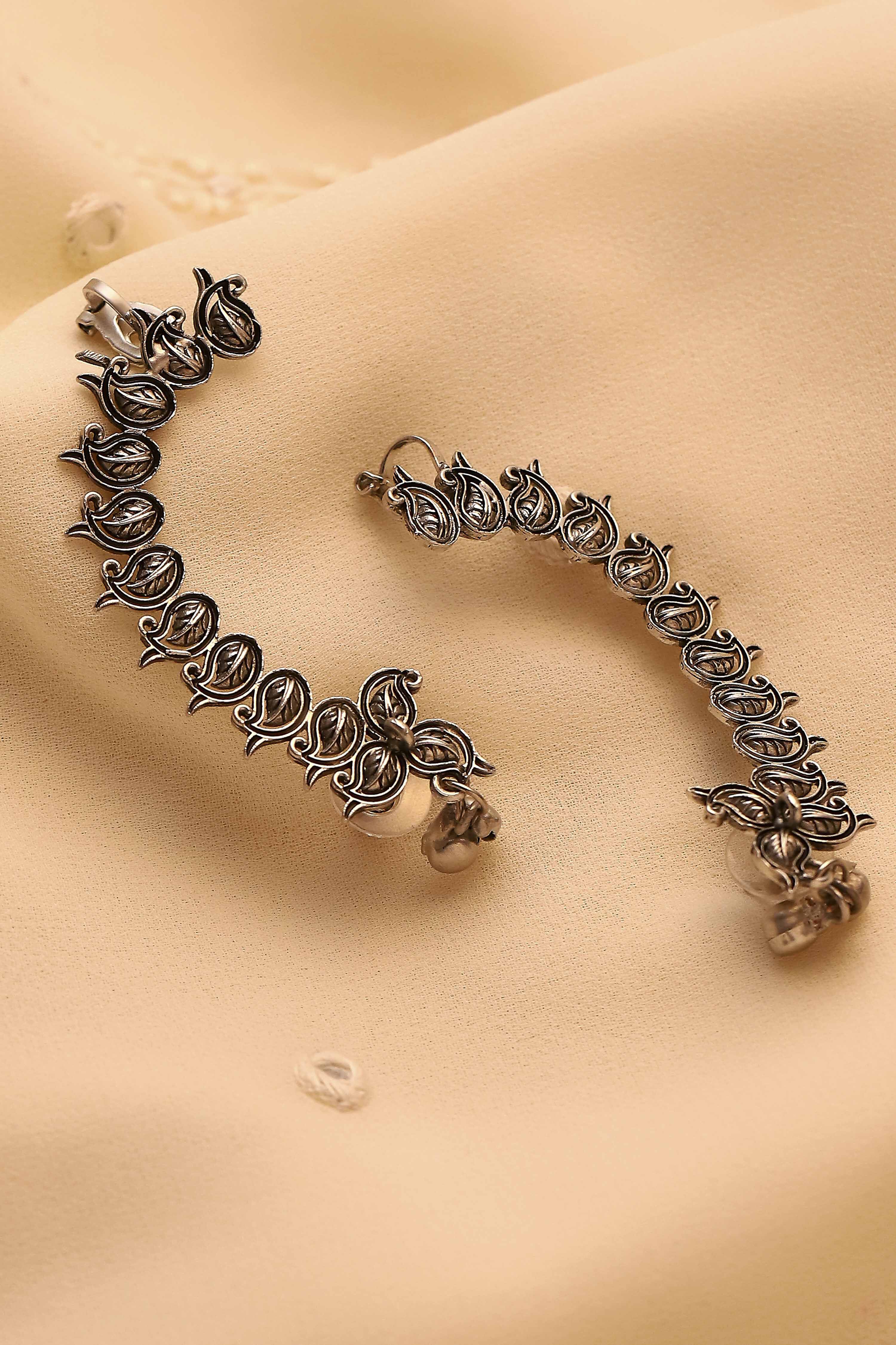 Oxidised Alloy Oxidised Earcuff image number 0