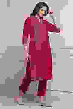 Pink Velvet Straight Winter Kurta Set image number 5