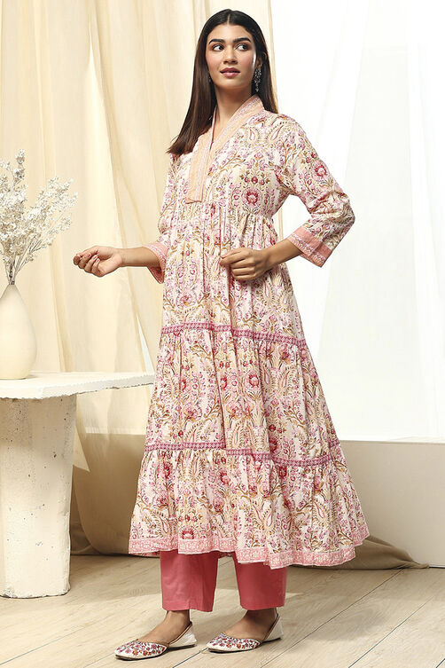 Pink and Off-White Cotton Printed Gathered Kurta Set image number 6