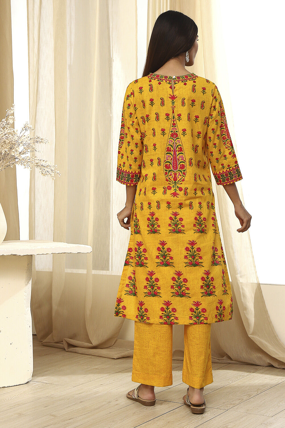 Yellow Pure Cotton Straight Kurta Set image number 4