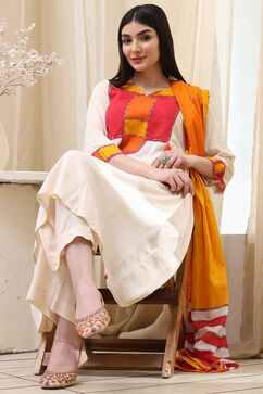 White Rayon Gathered Kurta Palazzo Suit Set image number 0