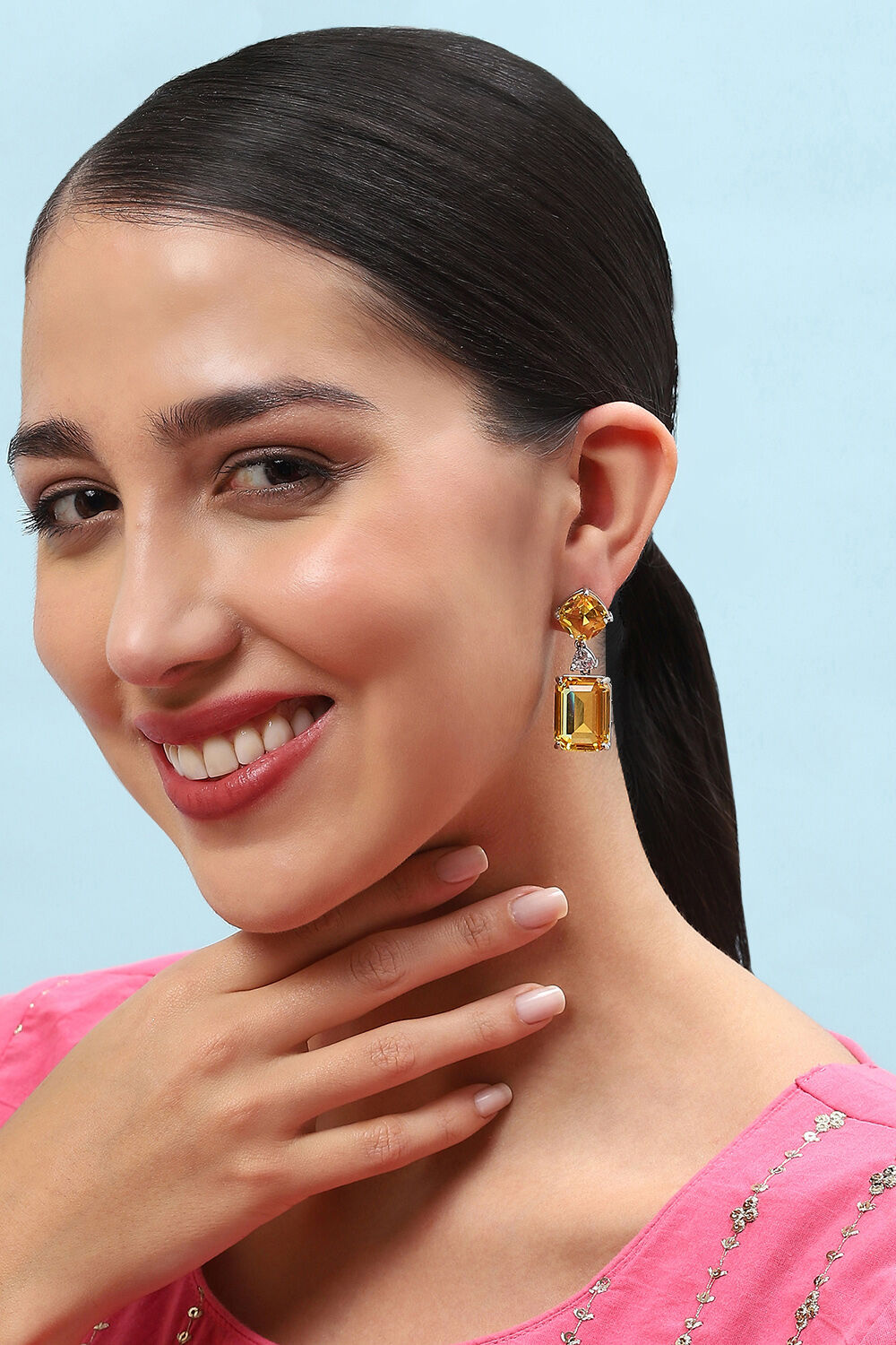 Yellow Brass Earrings image number 1