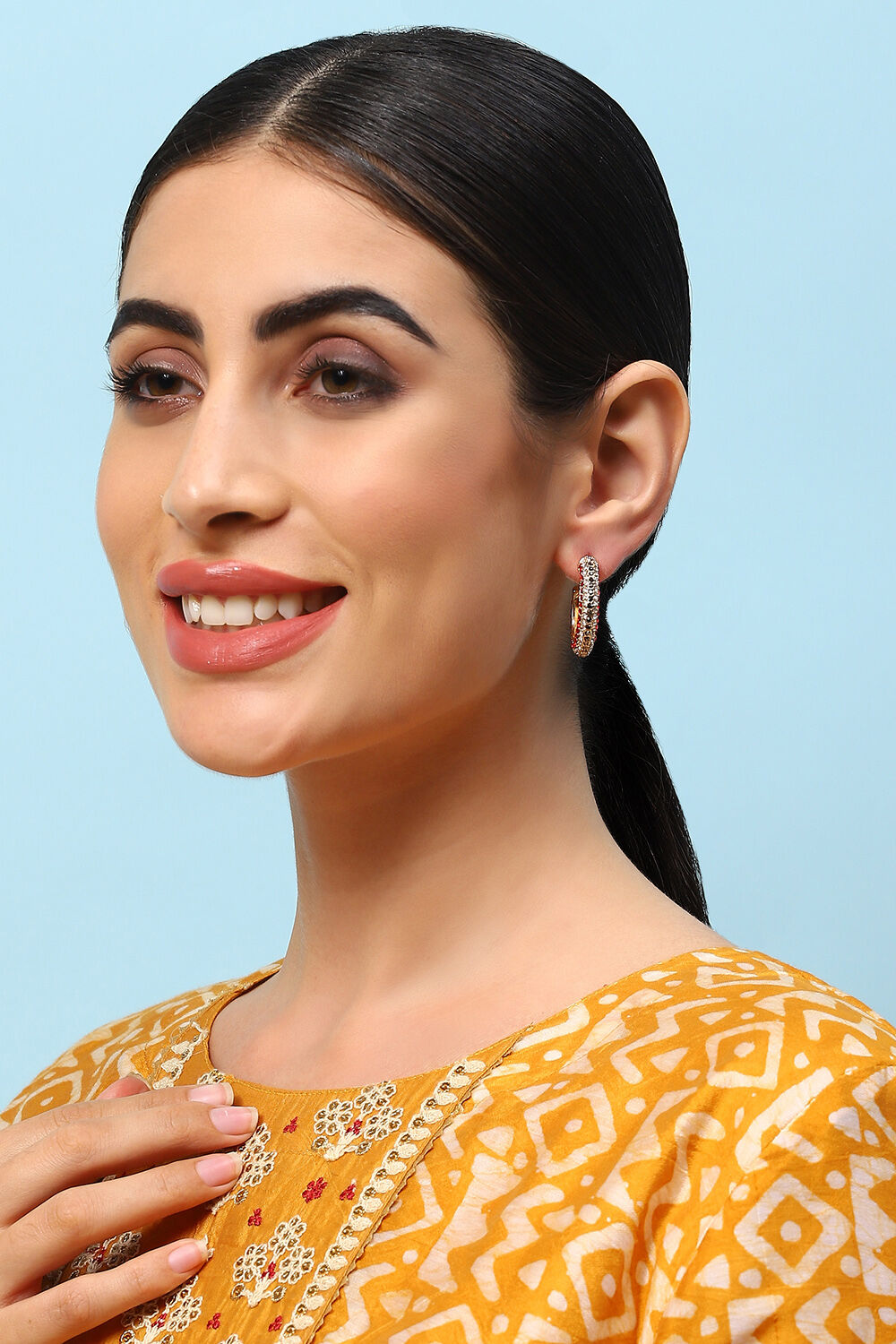 Red & Black Brass Earrings image number 3