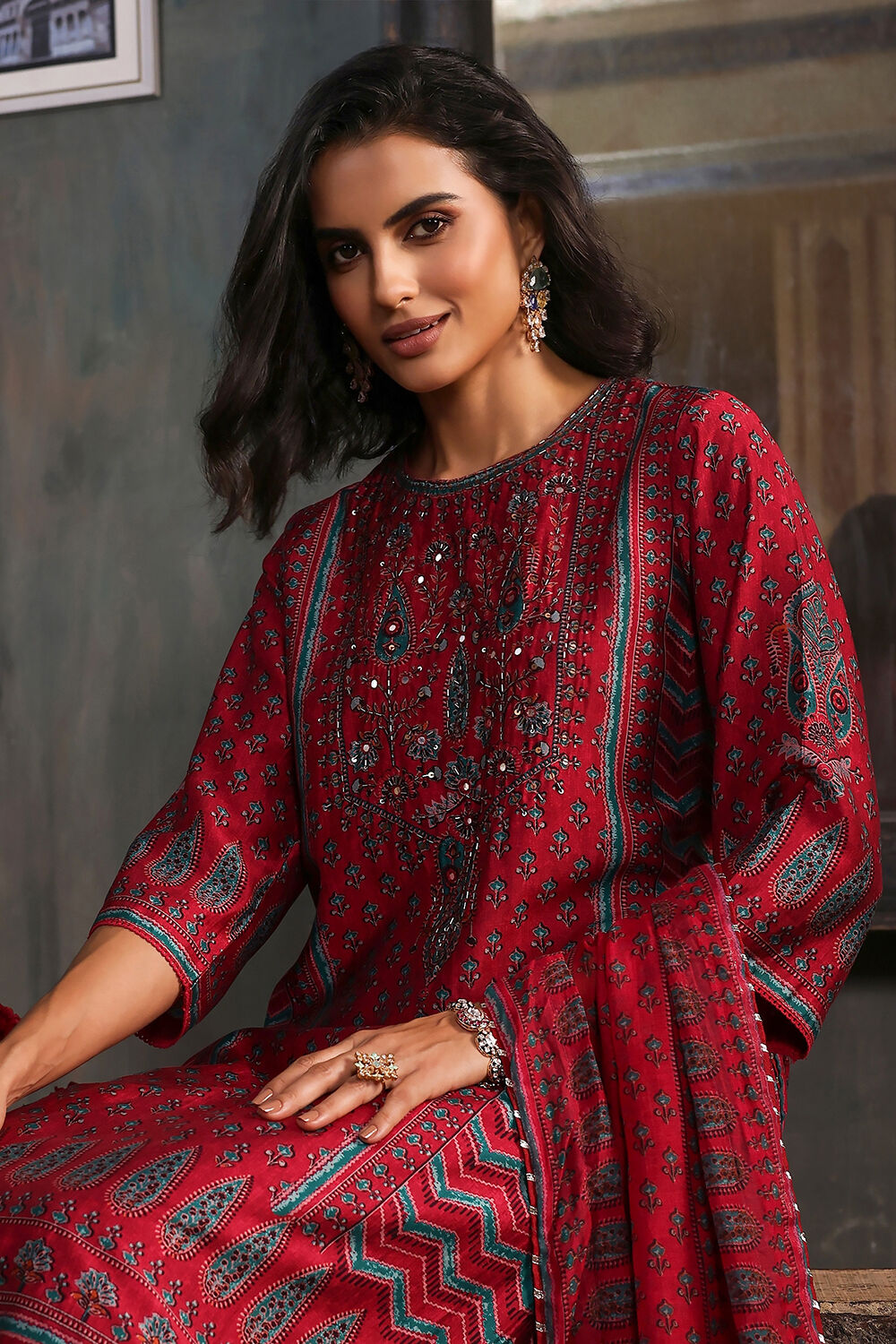 Red Printed Straight Suit Set image number 0