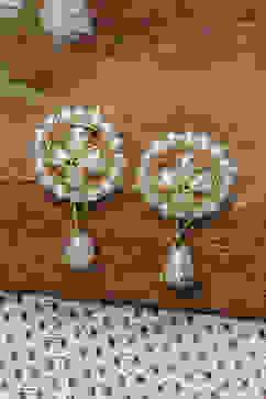 Pearl Brass Studs image number 0