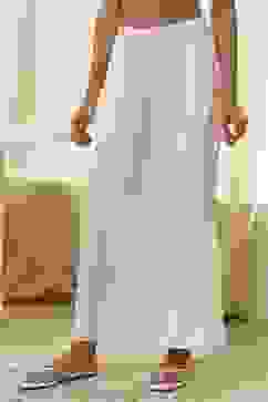 Off-White Viscose Solid Straight Palazzos image number 2