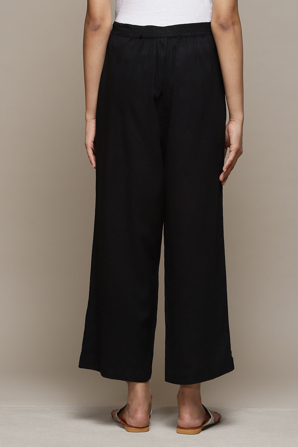 Off White Cotton Regular Pant image number 4