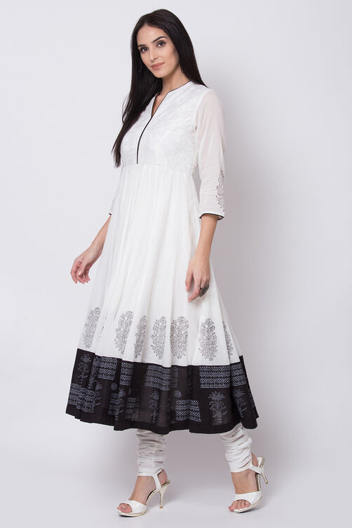Off White And Black Cotton Anarkali Kurta Churidar Suit Set image number 3