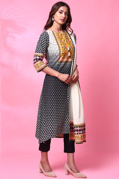 Black Cotton A-Line Kurta Slim Pant Suit Set image number 2