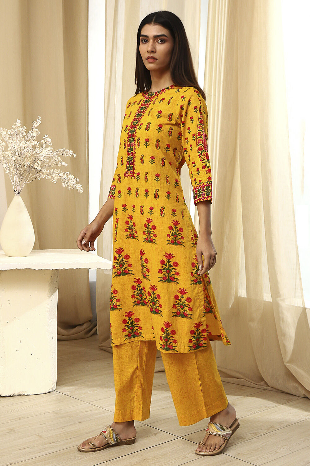 Yellow Pure Cotton Straight Kurta Set image number 3