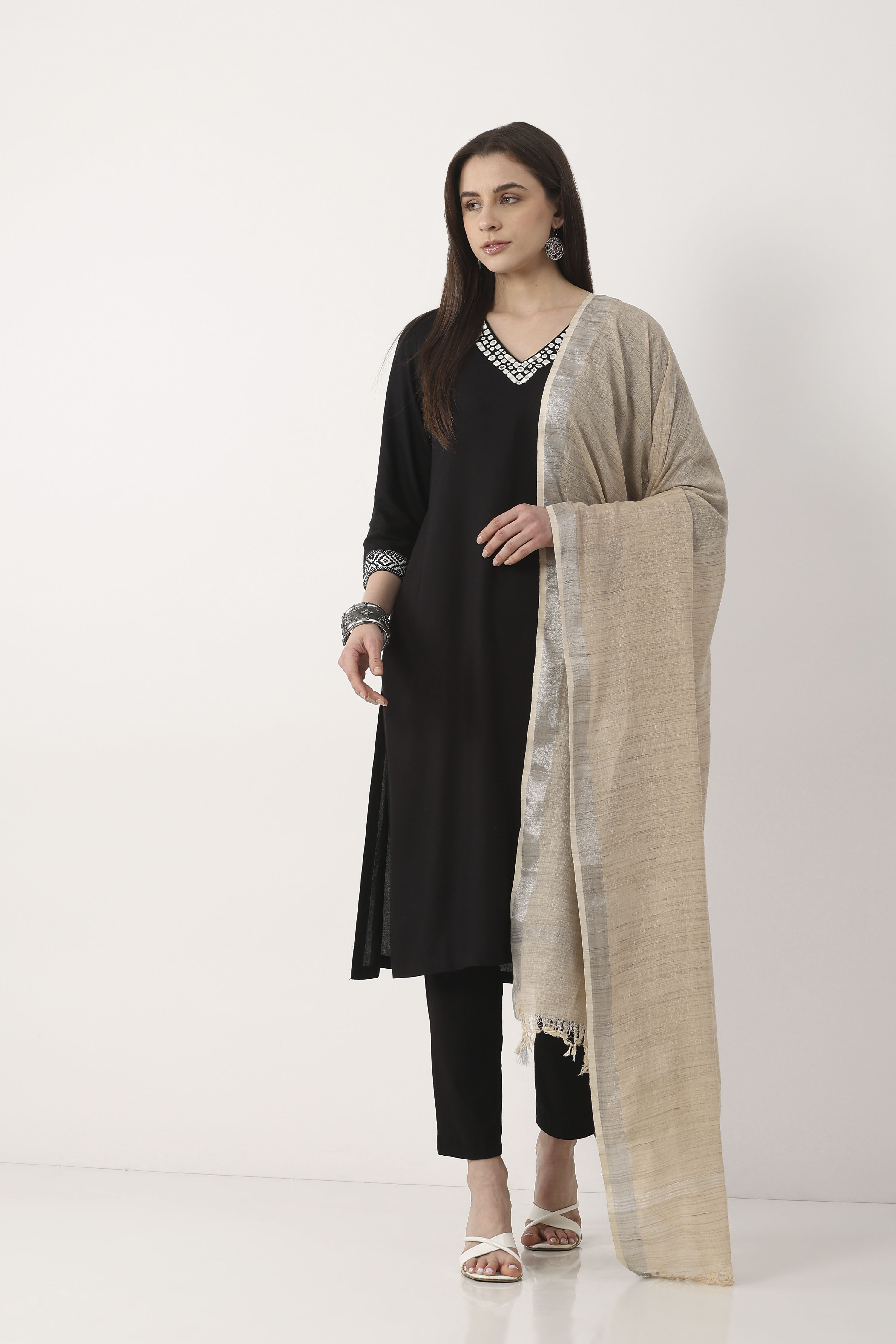 Beige Cotton Khadi Dupatta image number 0