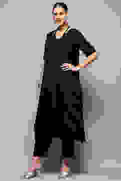 Black Asymmetric Solid Kurta Set image number 4