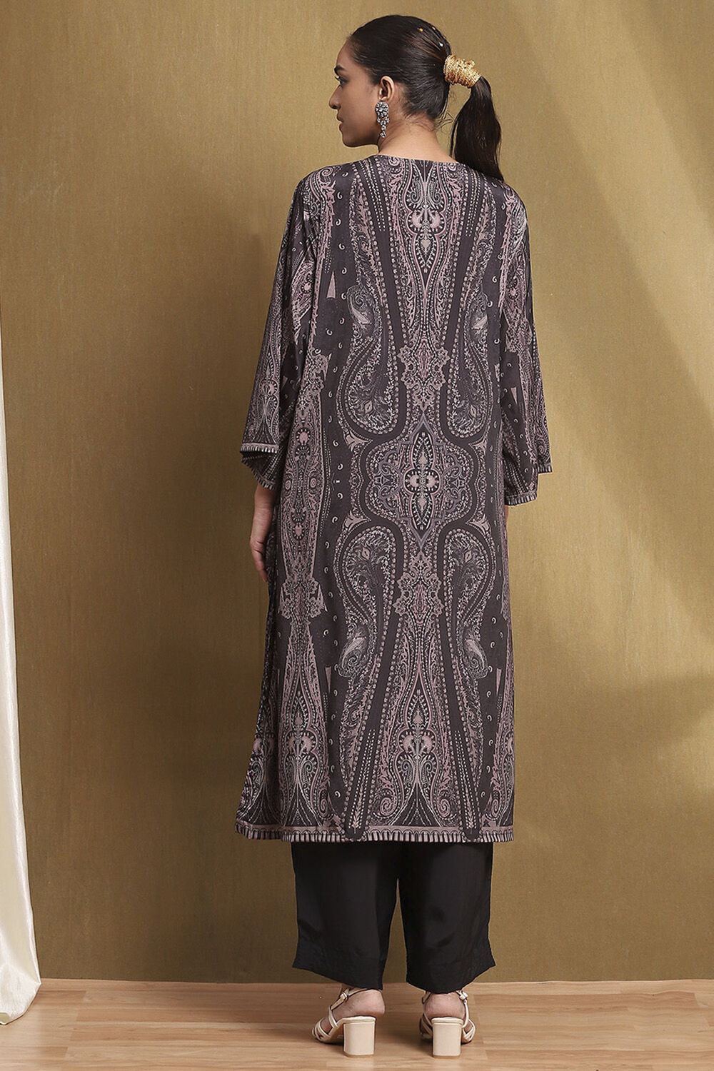 Black Printed Straight Suit Set image number 4