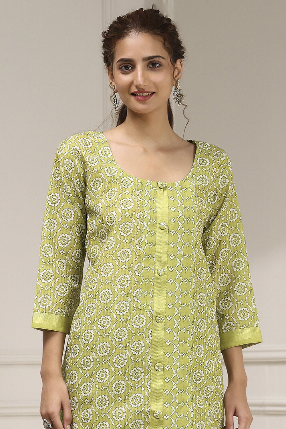 Green Cotton Digital Print Unstitched Suit Set image number 2