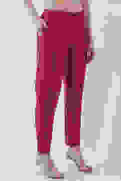Magenta Cotton Solid Fitted Pants image number 3