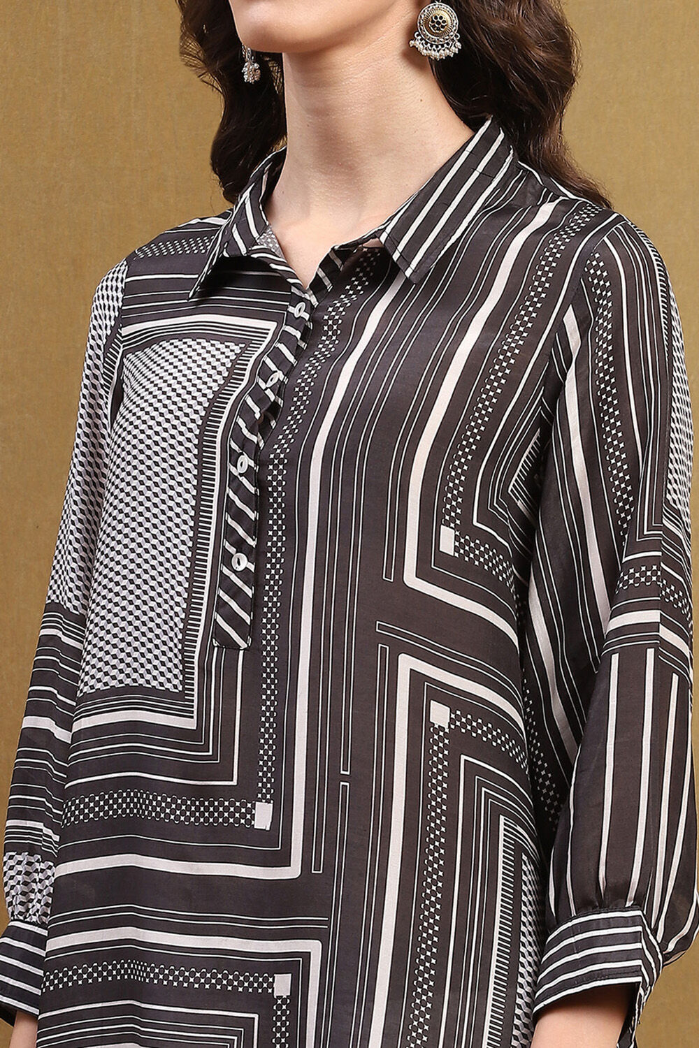 Black Viscose Blend Hand-Blocked Printed Short Kurta image number 1