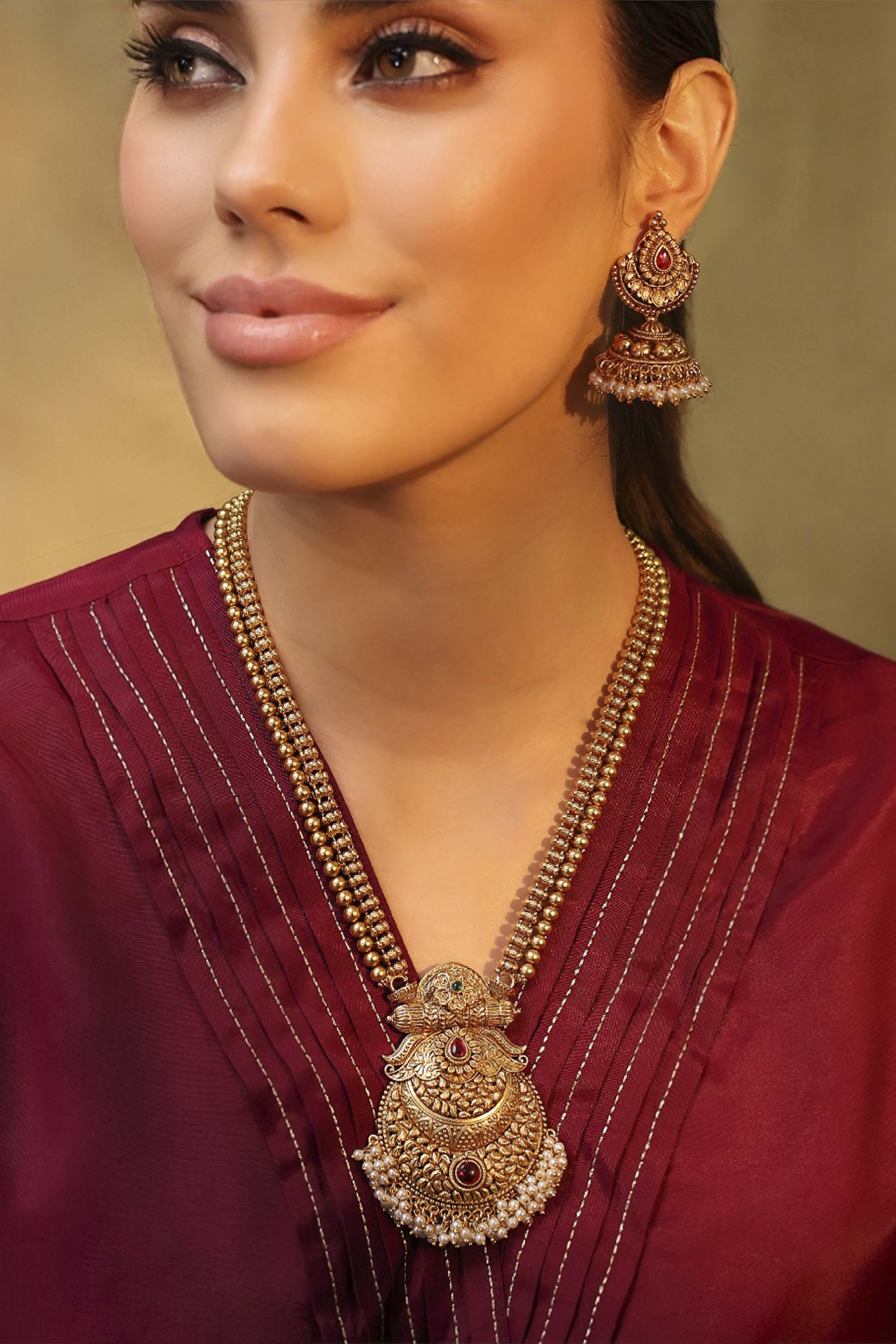 Gold Brass Temple Set image number 1