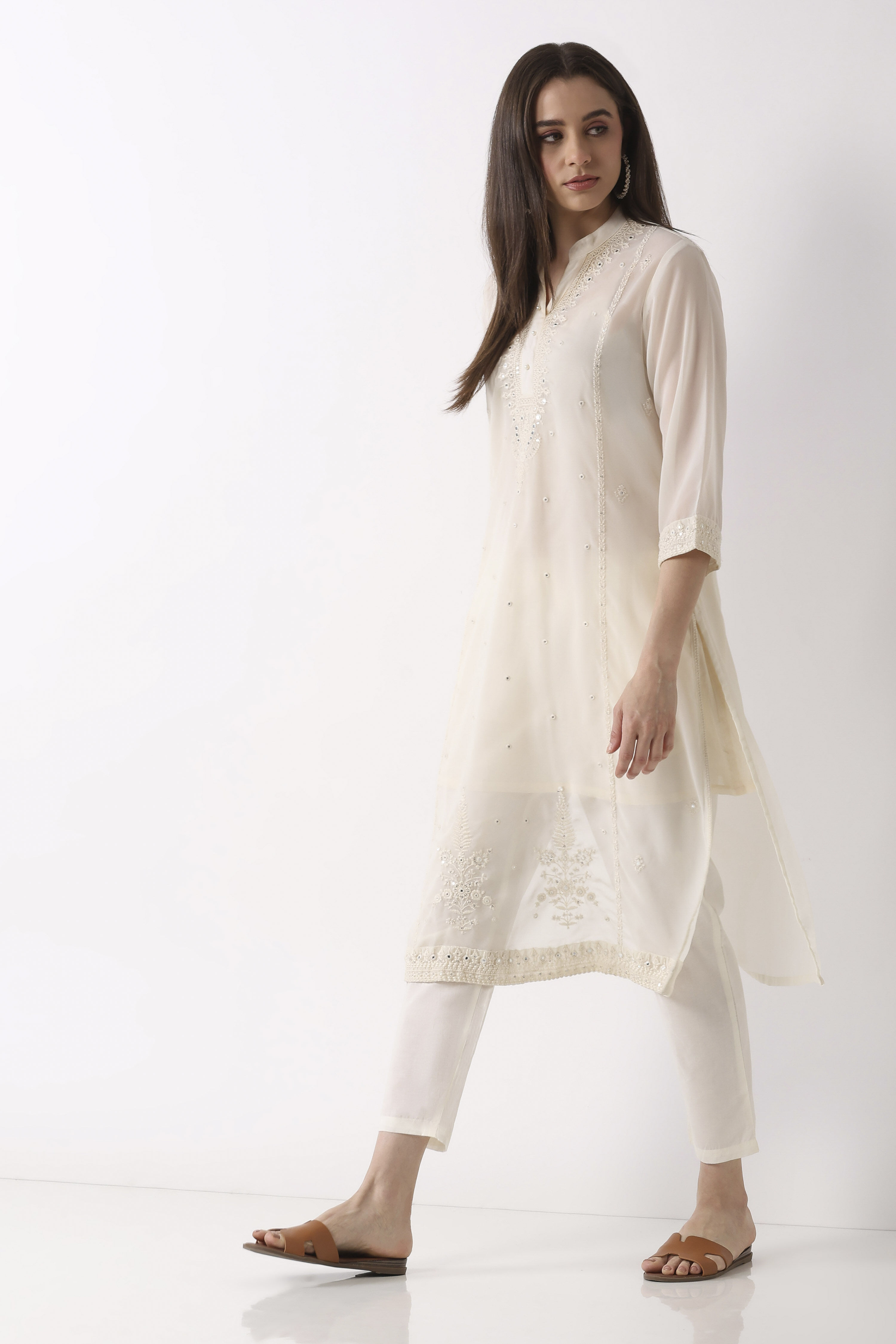 Off White Cotton Slim Pants image number 8