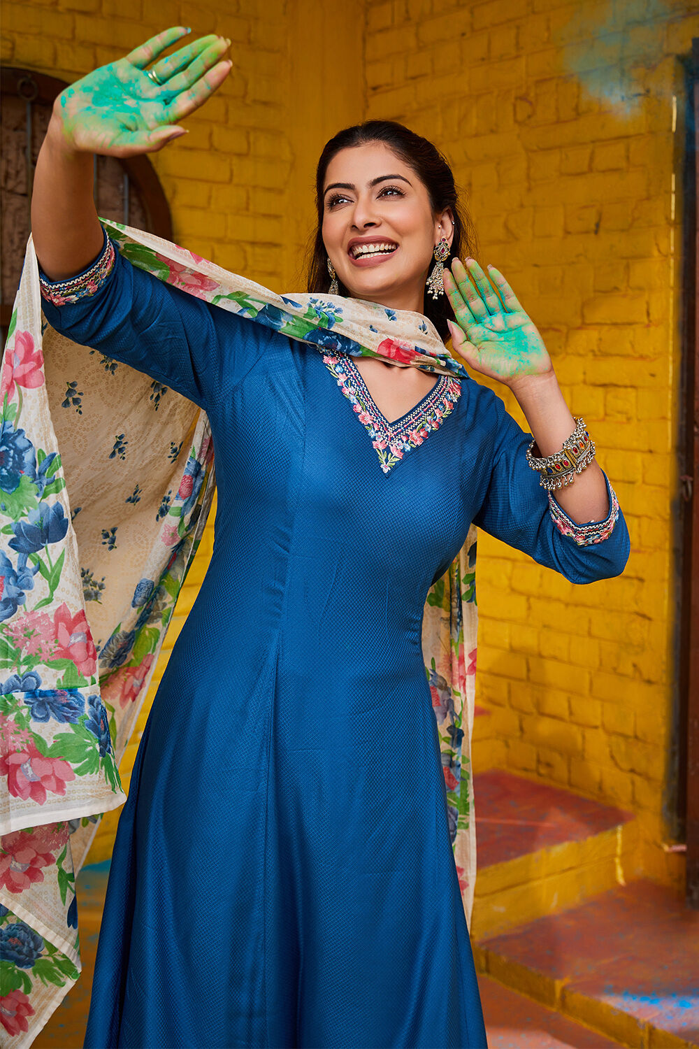 Fuschia Rayon Straight Suit Set image number 0