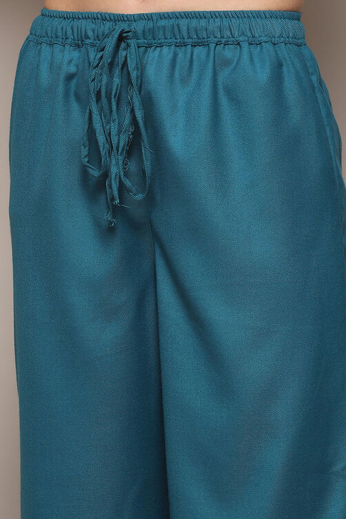 Blue Cotton Blend Straight Yarndyed 2 Piece Set image number 2