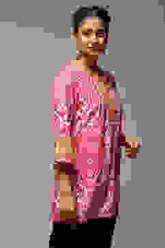 Red Cotton Blend Printed Kurti image number 4