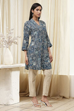 Teal Printed Straight Short Kurta image number 4