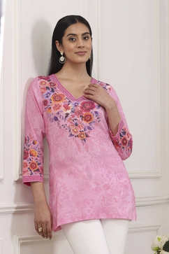 Pink Floral Printed Yoke Straight Kurti