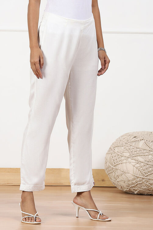 Maroon Viscose Slim Solid Pants image number 3