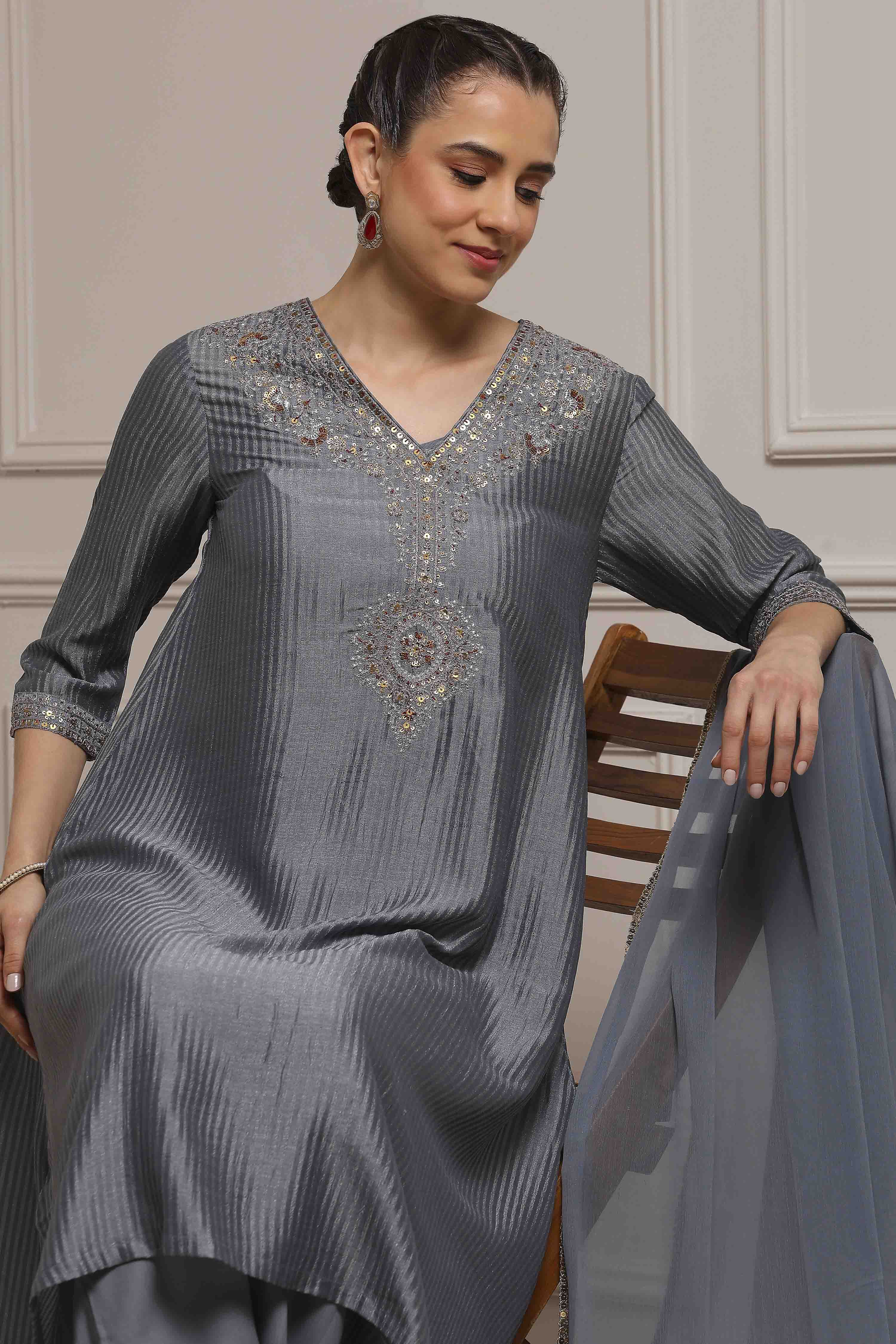 Grey Striped Straight Suit Set image number 7