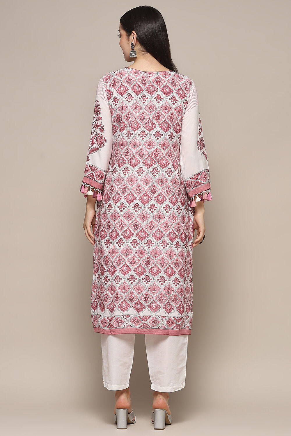 White Green Muslin Unstitched Suit set image number 6