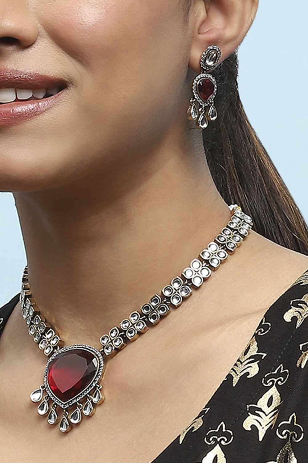 Red Brass Pendant Necklace Set image number 3