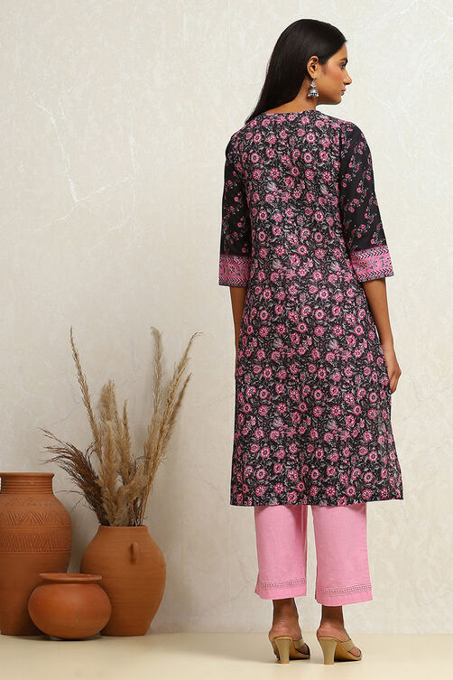 Black and Pink Cotton Printed Straight Suit Set image number 4