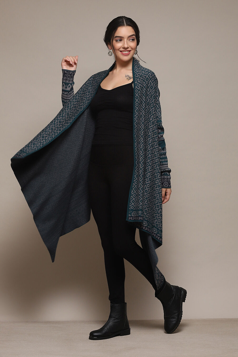 Teal Blue Acrylic Straight Yarndyed Sweater image number 3