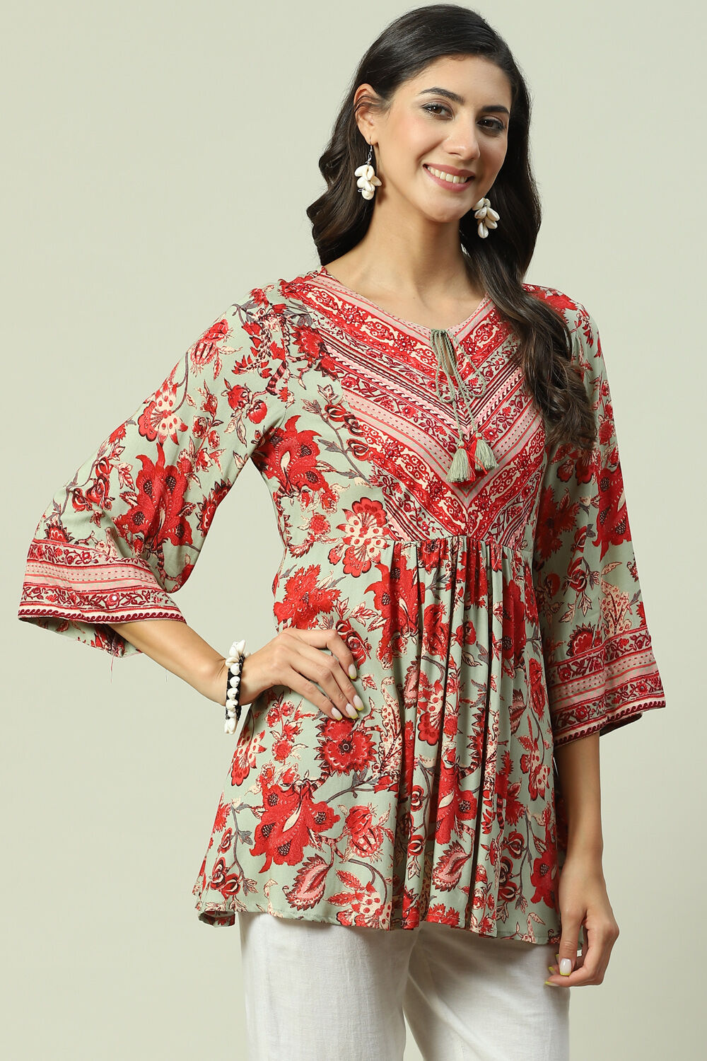 Green LIVA Flared Printed Kurti image number 3